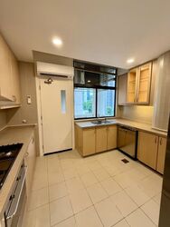 The Colonnade (D10), Condominium #566276731
